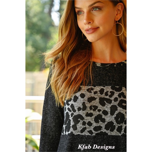 ❤️LAST 1! Animal Print Contrast Brushed Fabric Top - Picture 4 of 6